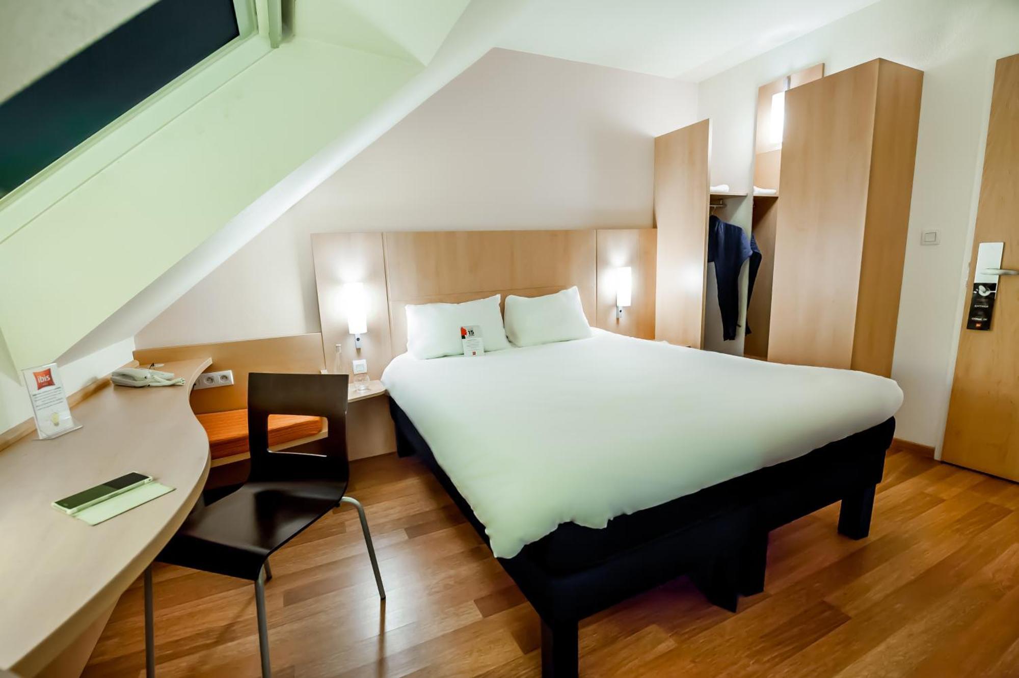 Ibis Vannes Hotell Rom bilde